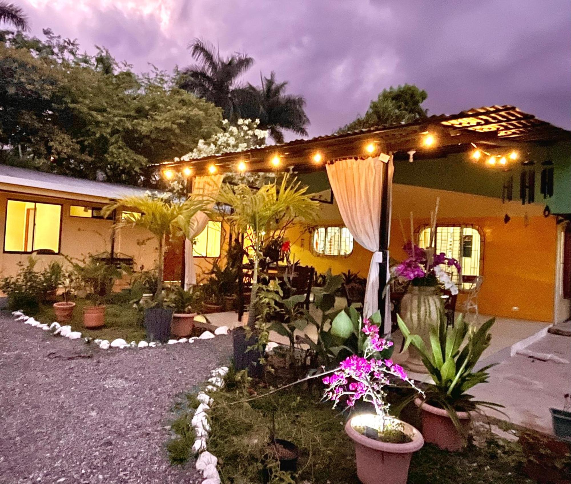 Hotel Tierra De Volcanes La Fortuna Dış mekan fotoğraf